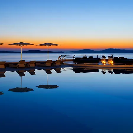 Mykonos Grand & Otel 5*