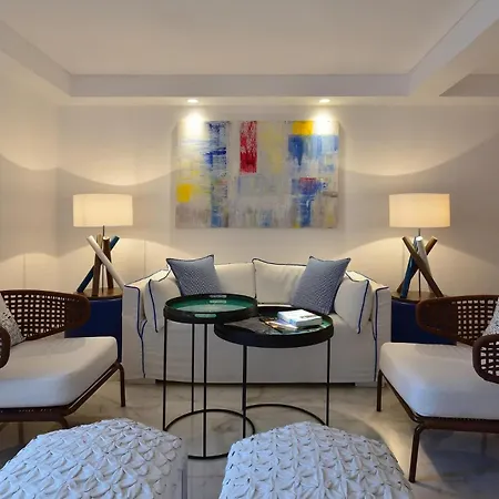 Otel Mykonos Grand & 5*