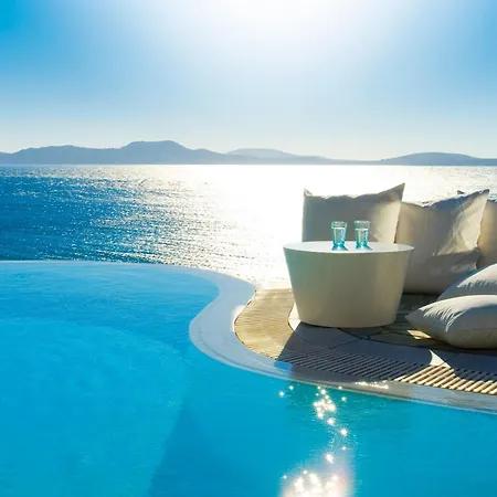 Mykonos Grand & 5*