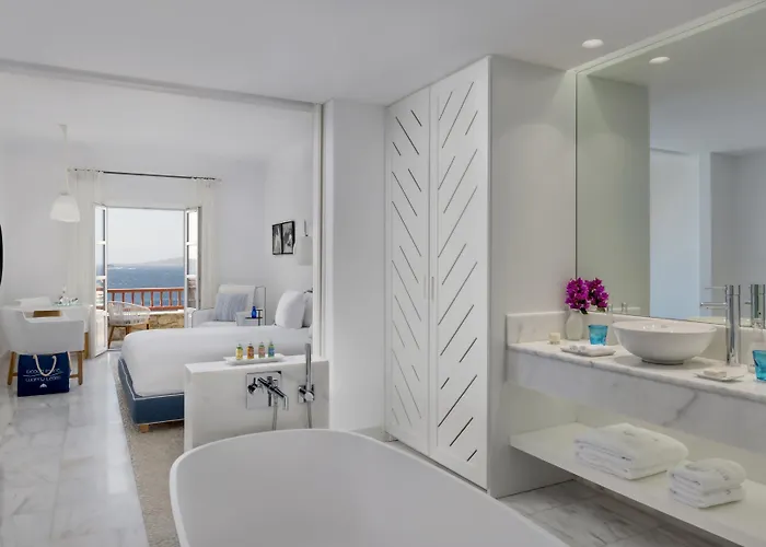 Hotel Mykonos Grand & Agios Ioannis Diakoftis